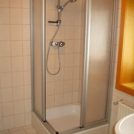 Konukevi Hinteregger 3*