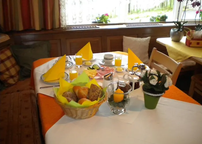 Guest house Landhaus Hinteregger