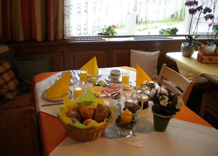 Landhaus Hinteregger Guest house Bad Kleinkirchheim