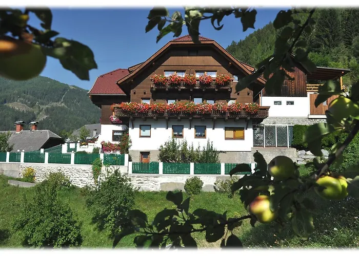 Landhaus Hinteregger 3*